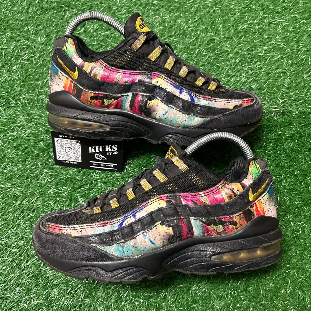 Kids Nike Air Max 95 Black Galaxy Merallicn Gold Caribana Size 6Y (AT6158-001)